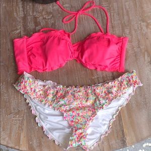 Victoria’s Secret bikini
